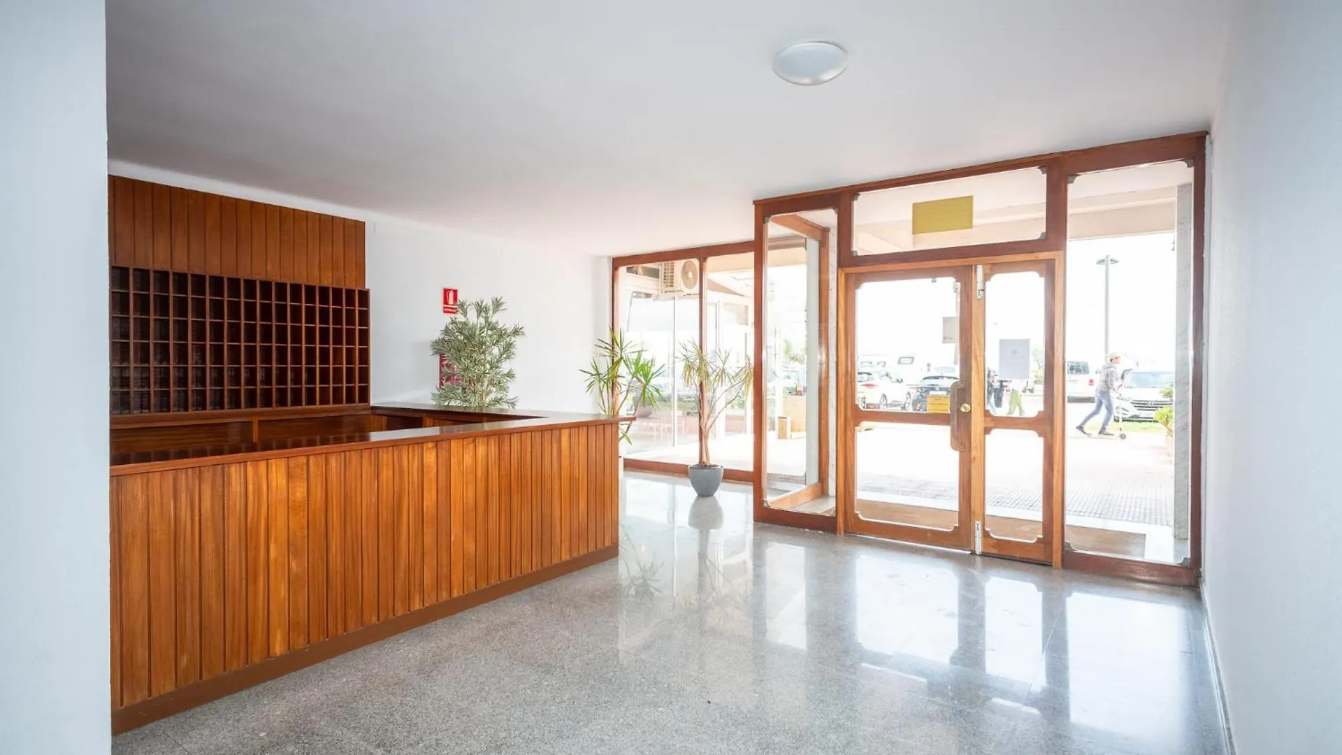 Apartamentos Mila Empuriabrava