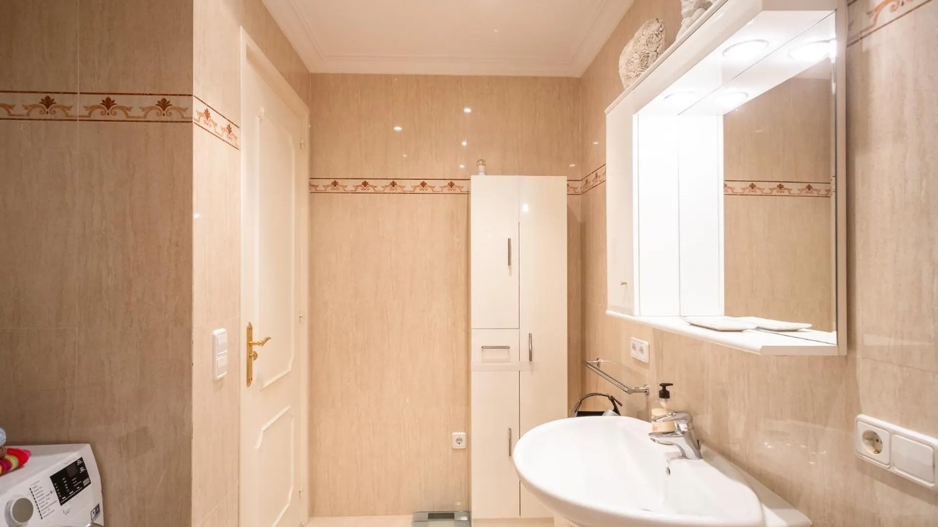 Apartamentos Mila Empuriabrava Spain